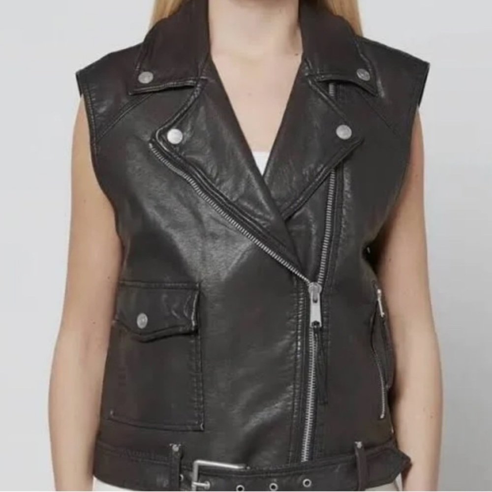 Pre loved. Worn once! Free People Emilia Vegan Moto Vest.